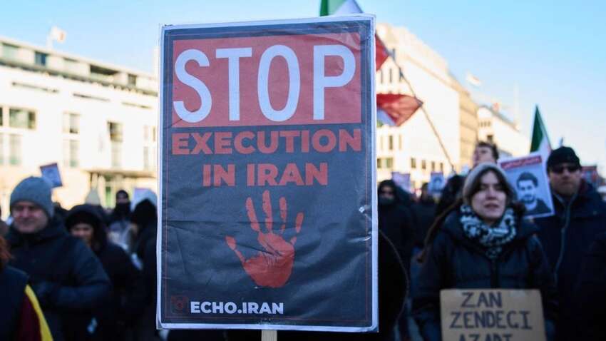 Количество погибших на протестах в Иране растет: СМИ назвали впечатляющие цифры 