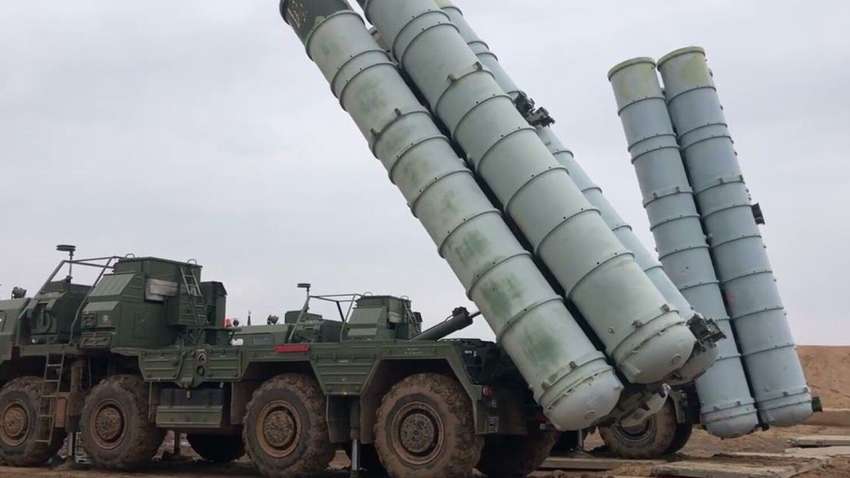  Оккупанты накопили в Беларуси, на аэродроме много ЗРК с ракетами, - СМИ