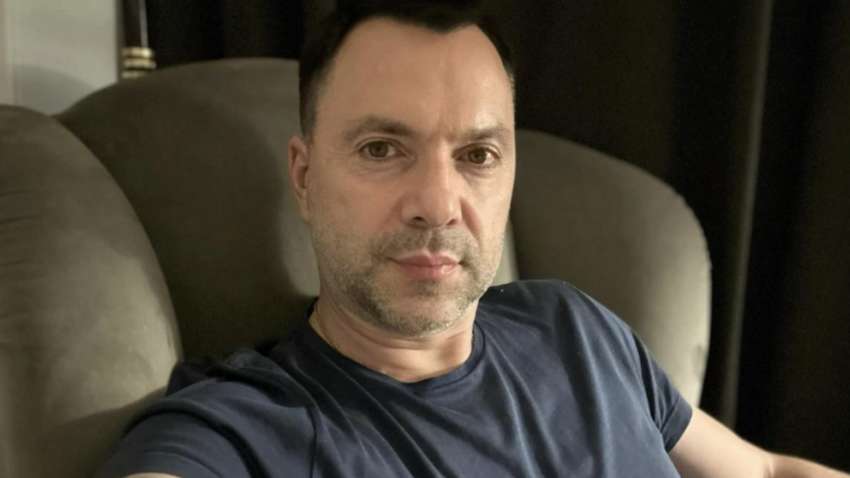 Арестович розповів, що не йде воювати за Україну, бо неминуче загине (ВІДЕО) Арестович розповів, що не йде воювати за Україну, бо неминуче загине (ВІДЕО)