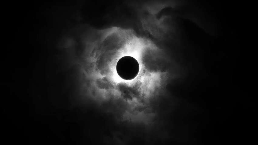 Над Україною зійде Чорний Місяць: що ще означає та коли його можна буде побачити Над Україною зійде Чорний Місяць: що ще означає та коли його можна буде побачити