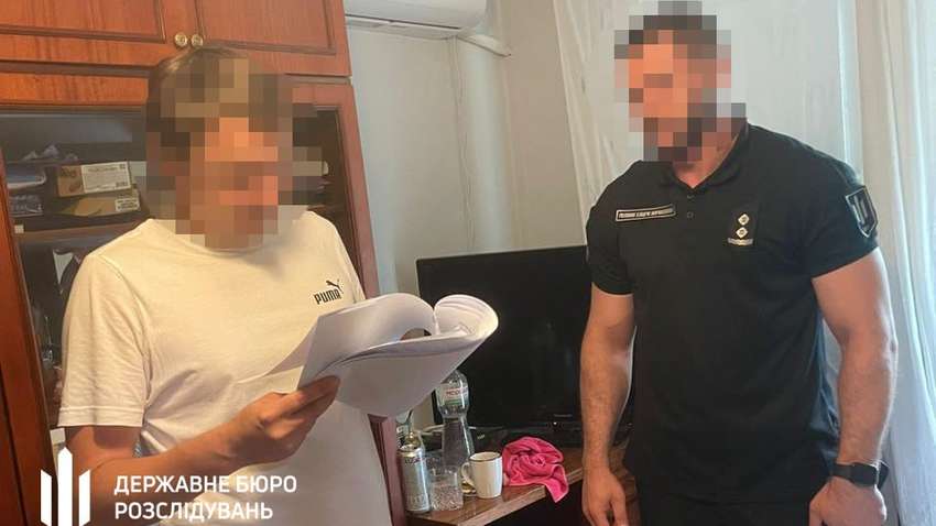 Столичний прокурор при обшуку виявив понад 4 мільйони гривень та залишив собі