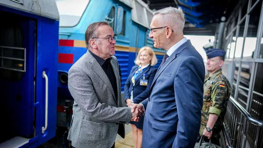 Германия поможет заставить РФ начать серьезные переговоры о мире: что пообещал Писториус Германия поможет заставить РФ начать серьезные переговоры о мире: что пообещал Писториус