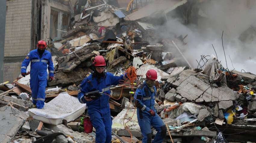 Спасители разводят руками: что известно о новых жертвах атаки на Киев