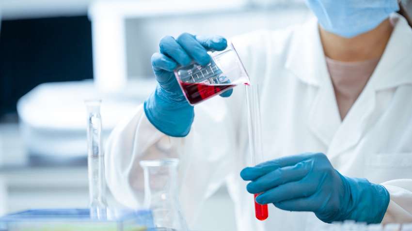 Кожен третій, хто заразився на Омікрон, вже хворів коронавірусом: які висновки зробили науковці Кожен третій, хто заразився на Омікрон, вже хворів коронавірусом: які висновки зробили науковці