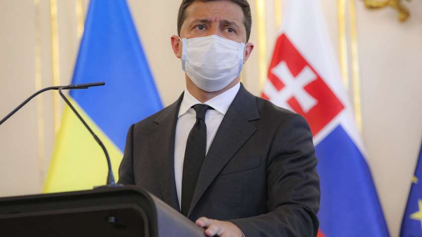 Зеленский рассказал, как Лукашенко не допустить Майдан в Беларуси Зеленский рассказал, как Лукашенко не допустить Майдан в Беларуси