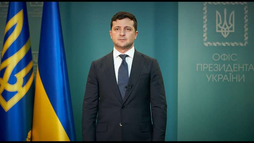 Стало известно, что должен сделать Зеленский, чтобы не повторить судьбу Порошенко и Януковича 