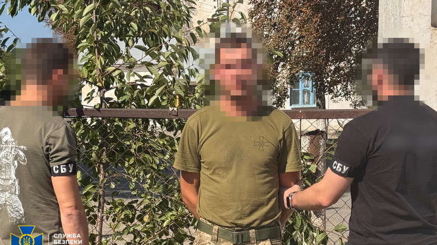 Викрито "крота" у лавах ЗСУ: він збирався скоригувати вогонь по побратимах Викрито "крота" у лавах ЗСУ: він збирався скоригувати вогонь по побратимах