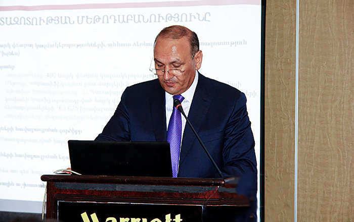 В Армении задержали экс-главу минфина Хачатряна