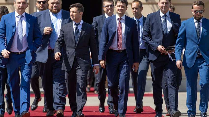 В "Слуге народа" анонсировали съезд партии