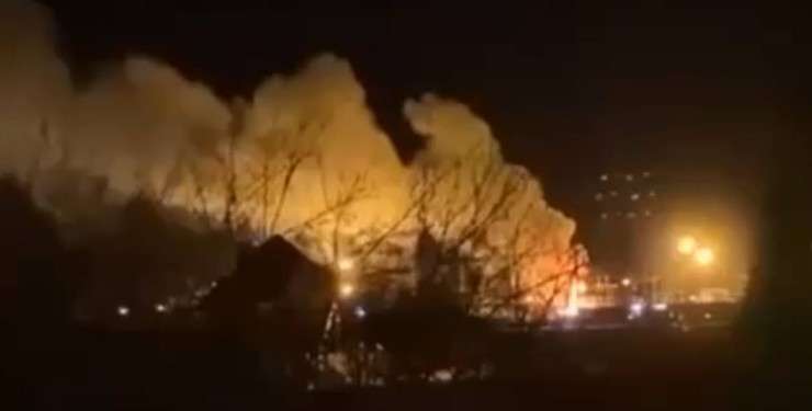 После взрывов в Белгороде россияне жалуются на проблемы со светом