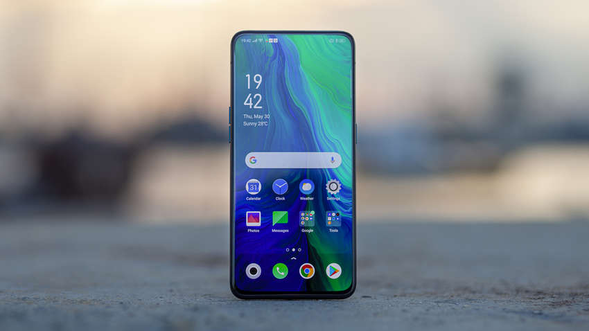 Компания OPPO запатентовала смартфон с семью камерами