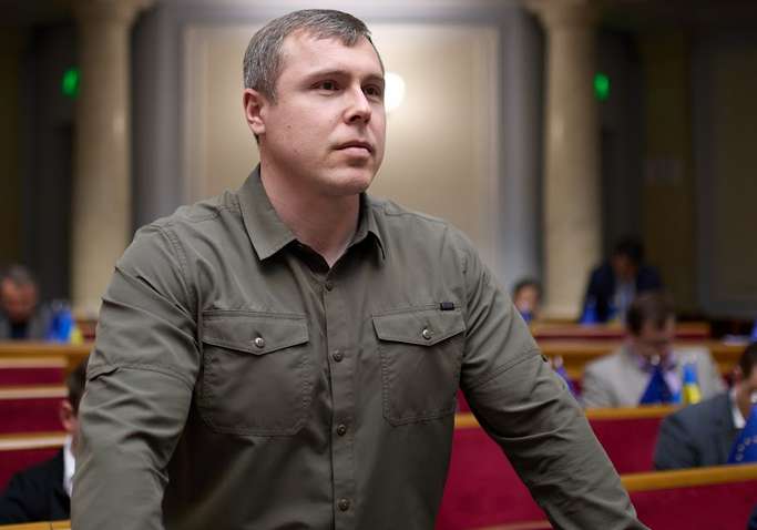 У ВР відверто розповіли, чи «посипався фронт», і що мав на увазі генерал Марченко