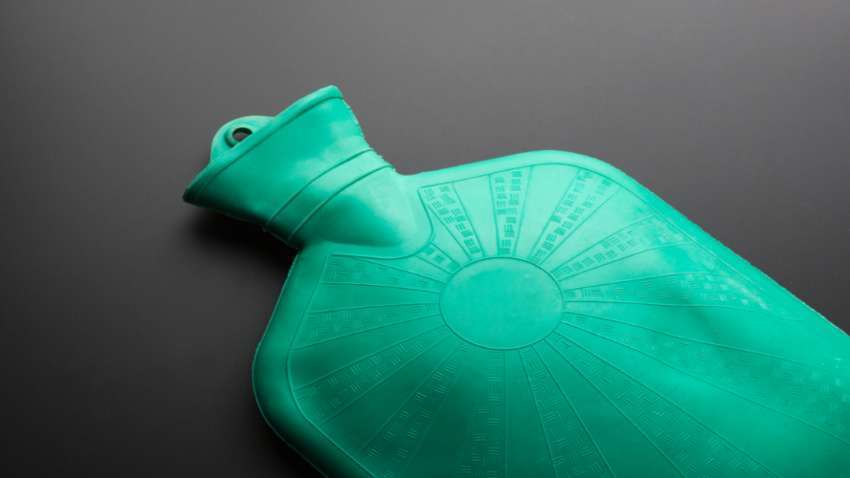 Стала известна опасность от грелок с горячей водой, о которой вы не догадываетесь