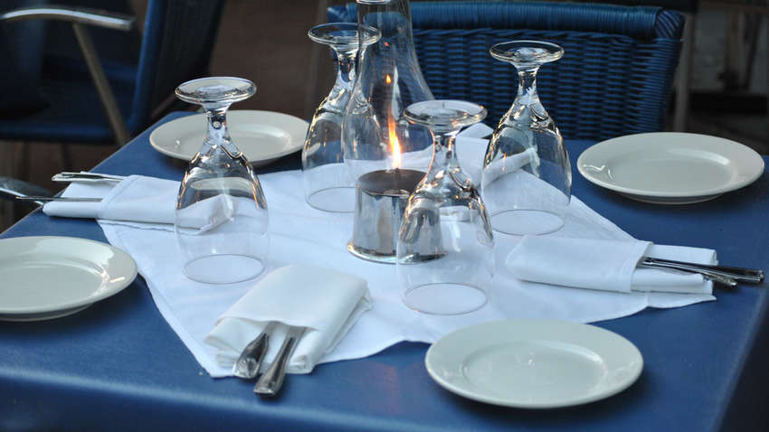 Слуги народу порушили карантин у ресторані - ЗМІ