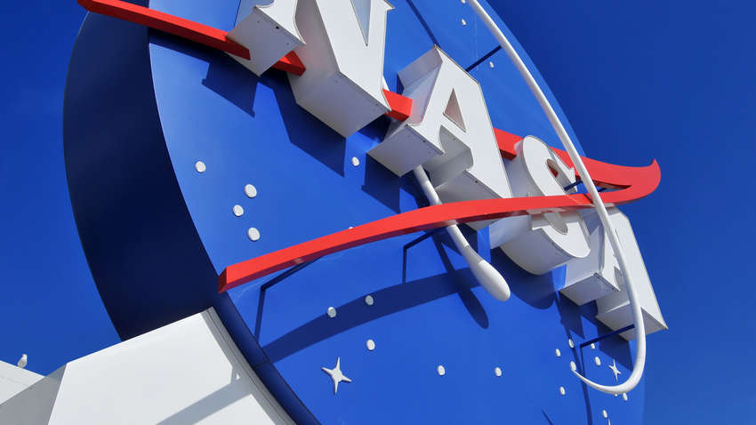 NASA показало, как будет выглядеть телескоп-"охотник за астероидами" (ФОТО)