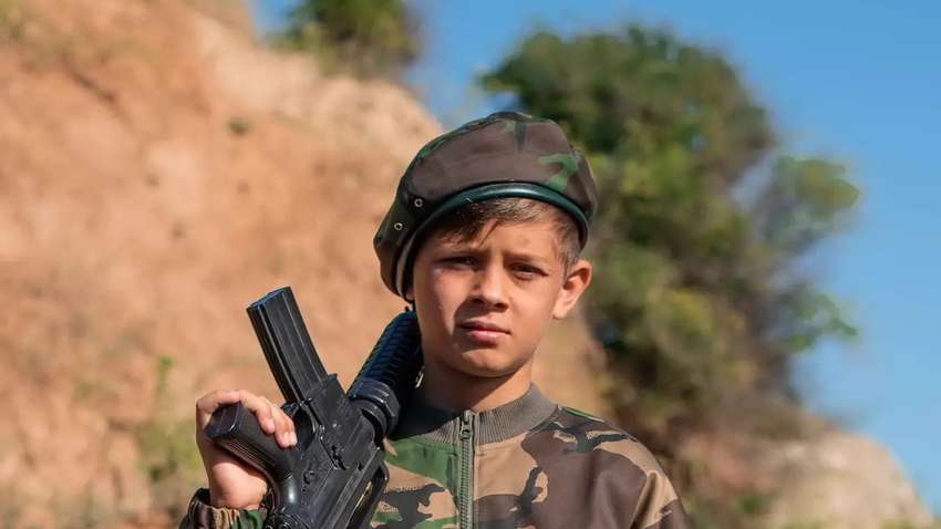 Пикселемания по-украински: почему взрослые и дети увлекаются камуфляжем Пикселемания по-украински: почему взрослые и дети увлекаются камуфляжем