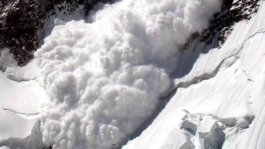 Українців попереджають про небезпеку сходження лавин