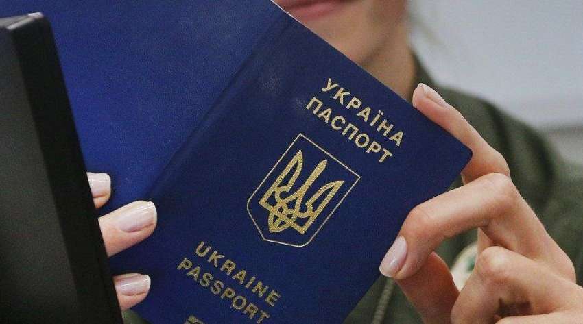 Чи обмежені у праві перетину кордону юнака до 17 років: відповідь ДПСУ Чи обмежені у праві перетину кордону юнака до 17 років: відповідь ДПСУ