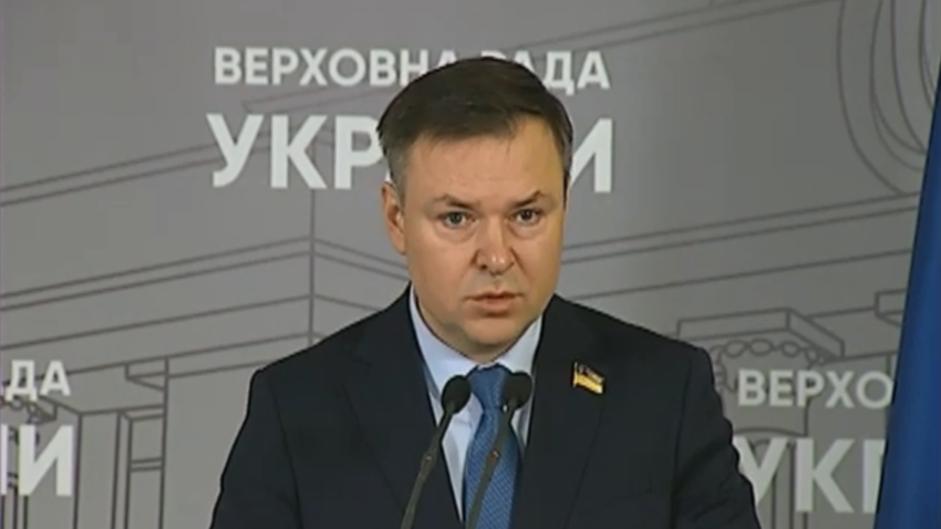 В Раде исключили разведение сил по всей линии фронта до «нормандской встречи»