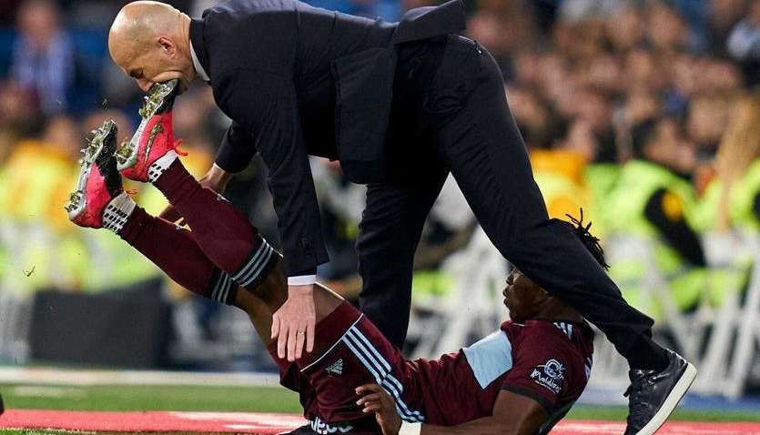 Захисник "Сельти" вліпив Зідану ногою "ляпаса" 