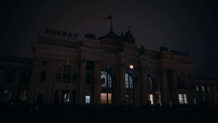 В Одессе россияне добивают свет: жителей предупредили В Одессе россияне добивают свет: жителей предупредили