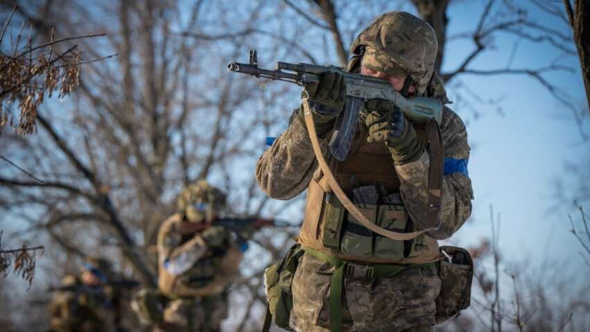 Прорив росіян до Сум: експерт оцінив шанси РФ захопити місто Прорив росіян до Сум: експерт оцінив шанси РФ захопити місто