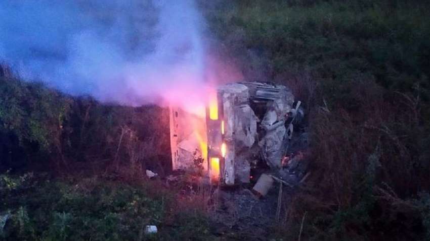 На трасі "Харків-Сімферополь" жахлива аварія: скільки людей загинуло в автотрощі На трасі "Харків-Сімферополь" жахлива аварія: скільки людей загинуло в автотрощі