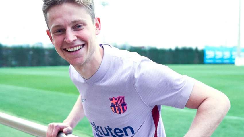 Какого цвета будет форма "Барселоны" в новом сезоне Какого цвета будет форма "Барселоны" в новом сезоне