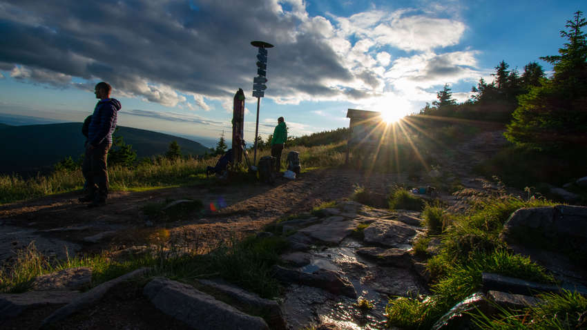 Через всю Чехию пешком: открыт первый пешеходный маршрут Через всю Чехию пешком: открыт первый пешеходный маршрут