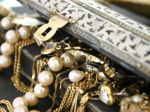 В Париже нашли похищенные драгоценности 