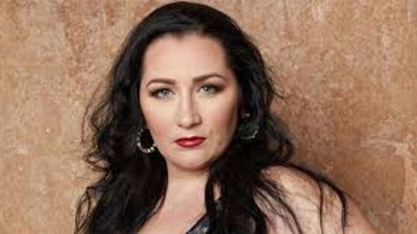 Погибли на месте: российская певица потеряла двоих своих детей во время трагедии Погибли на месте: российская певица потеряла двоих своих детей во время трагедии