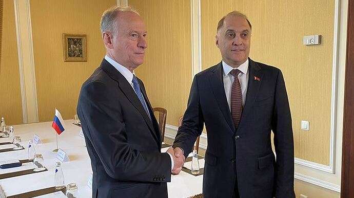 У Білорусі розповіли, чи оголошуватимуть мобілізацію слідом за Росією