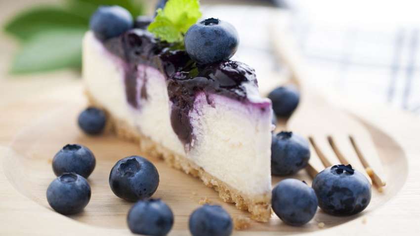 Чорничний чізкейк без випічки: як приготувати літній десерт Чорничний чізкейк без випічки: як приготувати літній десерт