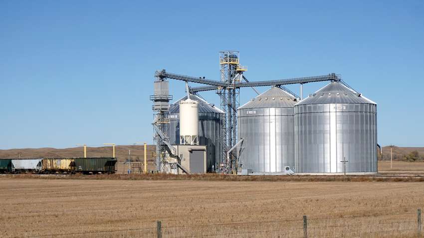 Світовий банк виділить Україні $50 млн на генератори та котли для елеваторів