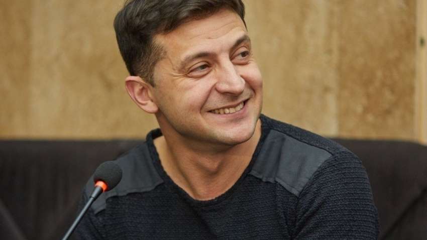 Зеленский "нажал" на депутата Иванчука и потребовал 175 млн на строительство дорог