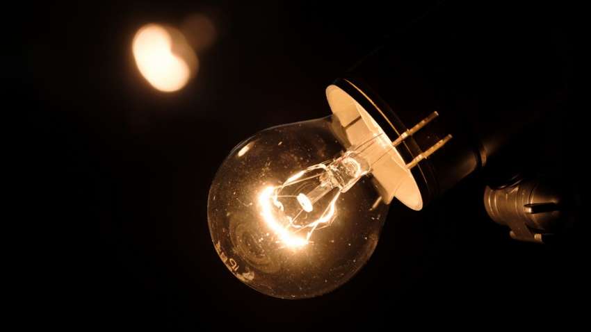 Дванадцять годин без світла: в Раді заявили, що треба терміново підвищувати тариф