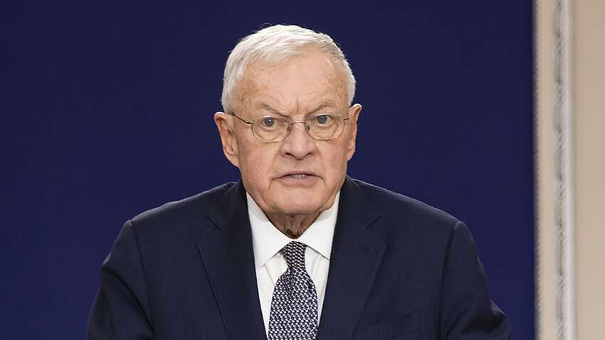 Келлог после переговоров с Ермаком заявил, что Украине пора начать слушаться Трампа Келлог после переговоров с Ермаком заявил, что Украине пора начать слушаться Трампа