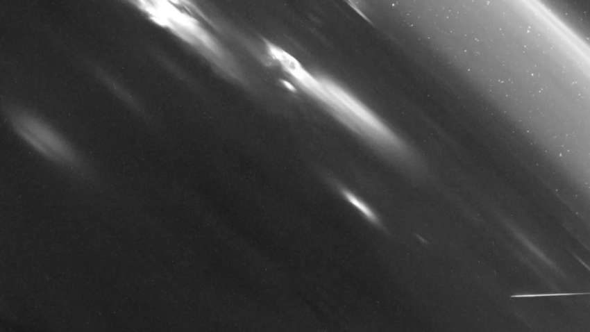 Китайський супутник зафіксував удари метеорів об атмосферу Землі (ФОТО)