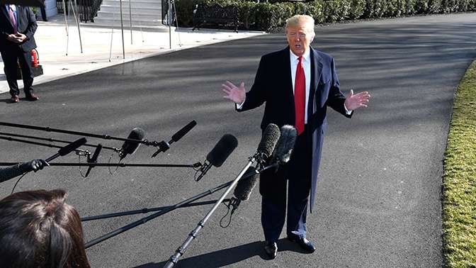 Трамп запросил $2,5 млрд на борьбу с коронавирусом