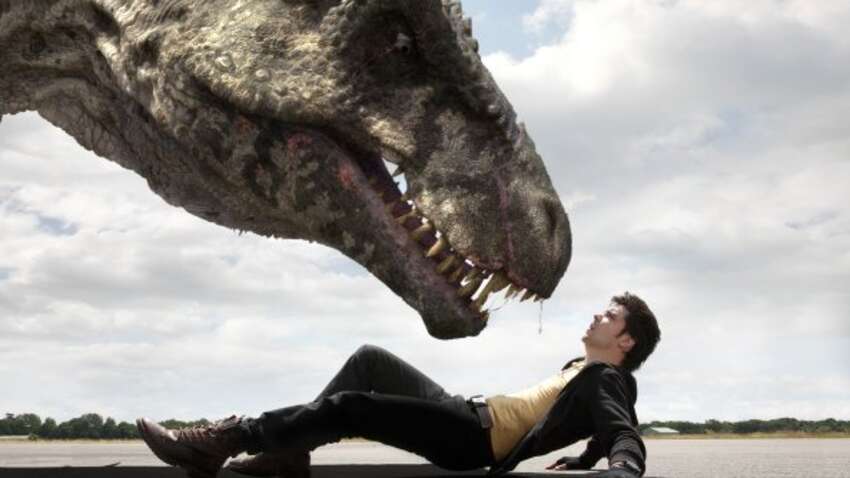 Почему люди не живут по 200 лет: ученый объяснил, что в этом виноваты динозавры