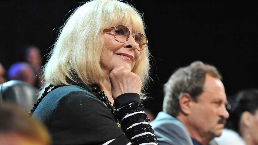 "Повинна стояти на колінах": в Росії з ненавистю відповіли на заяву Барбари Брильської "Повинна стояти на колінах": в Росії з ненавистю відповіли на заяву Барбари Брильської