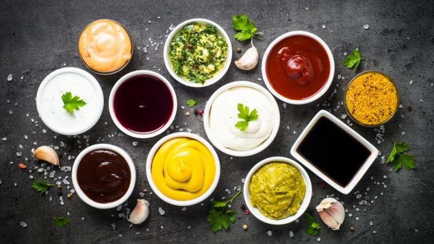 Чем заправлять салаты: три новых и вкусных соуса Чем заправлять салаты: три новых и вкусных соуса