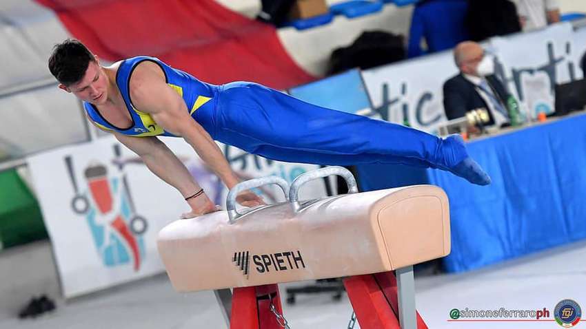 Украинский гимнаст отказался выступать на турнире из-за участия спортсмена России.