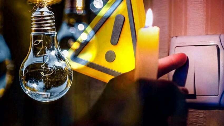 У Кабміні кардинально змінили прогноз відключень світла: до чого тепер готуватися українцям 