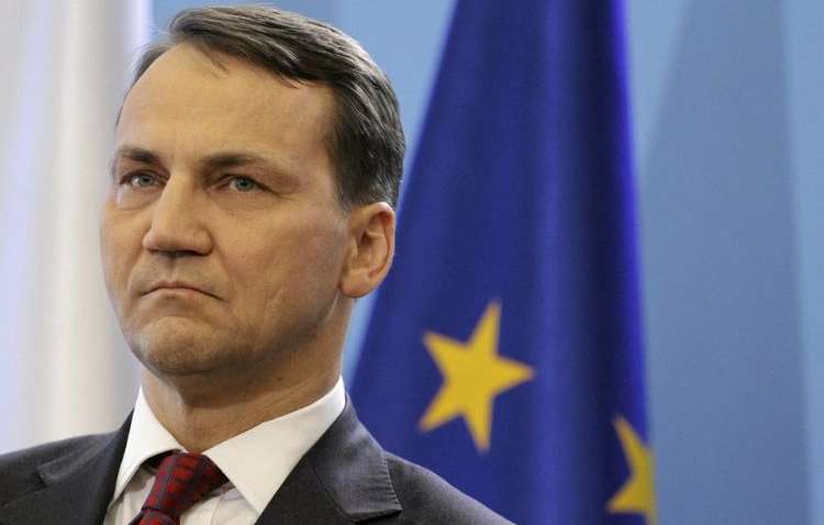 У Польщі натякнули, на який крок зважаться багато країн, якщо США не затвердять допомогу Україні