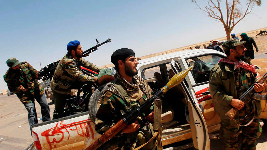 В Африке банда головорезов напала на мирных жителей: десятки людей убиты и похищены В Африке банда головорезов напала на мирных жителей: десятки людей убиты и похищены