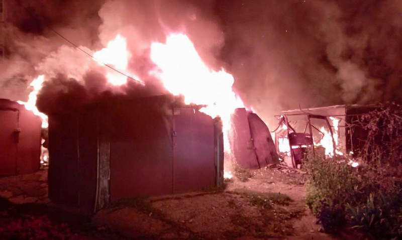 Російські окупанти обстріляли Оріхів запалювальними снарядами: як виглядає місто (ФОТО)