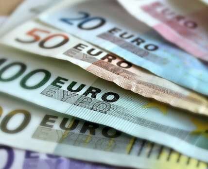 Цифра впечатляет: сколько денег пообещали выделить на восстановление Украины