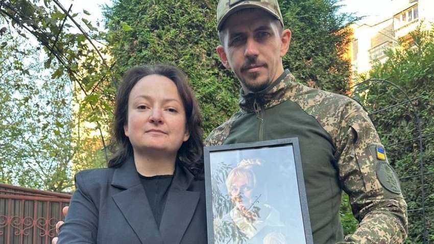 Донька Ірини Фаріон оприлюднила останній лист матері до загиблого зятя Донька Ірини Фаріон оприлюднила останній лист матері до загиблого зятя