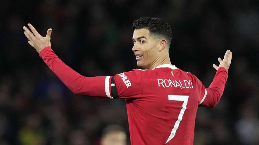 Криштиану Роналду неожиданно высмеял "Золотой мяч"